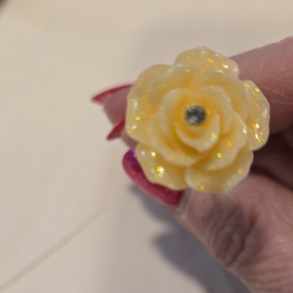 Stylish Women's Hair Accessories Set - Black, Blue, Pink - Picture 15 of 16